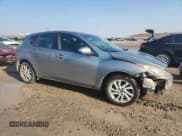 ✅ 2012 Mazda 3 i Touring • VIN: JM1BL1L73C1651300 • Lot: 70667475. Wystawiony na Copart z przebiegiem 154 927 mil. Bezpłatny archiwum sprzedaży aukcyjnych z USA i szczegółowy raport historii pojazdu na DreamBid. Zdjęcie 4.