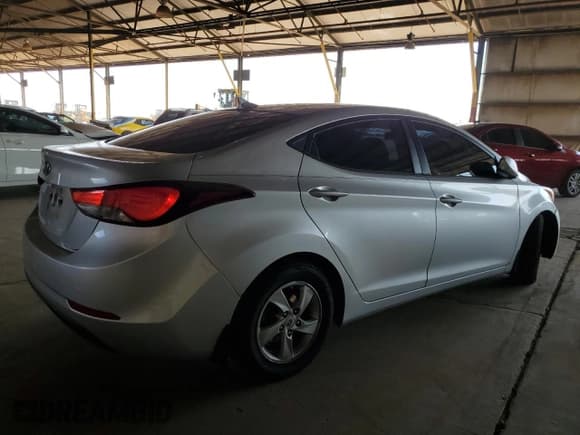 ✅ 2015 Hyundai Elantra SE • VIN: KMHDH4AE8FU388068 • Lot: 67797315. Listed on Copart with 214,436 mi. Free auction sales archive from the USA and detailed vehicle history report at DreamBid. Image 3.