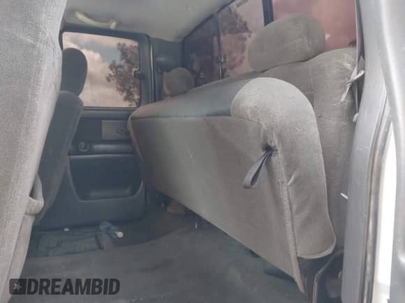 2004 Chevrolet Silverado 1500 with VIN 1GCEK19T14E108929, listed as a IAAI auction lot 41554679 with 225,282 mi miles and . Bid and sale history available at DreamBid. Image 8.