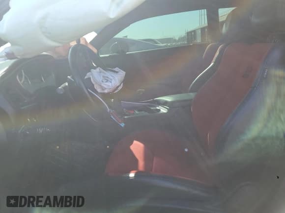 ✅ 2020 Dodge Challenger R/T Scat Pack • VIN: 2C3CDZFJ4LH234992 • Lot: 78912893. Wystawiony na Copart z przebiegiem 27 194 mil. Bezpłatny archiwum sprzedaży aukcyjnych z USA i szczegółowy raport historii pojazdu na DreamBid. Zdjęcie 7.