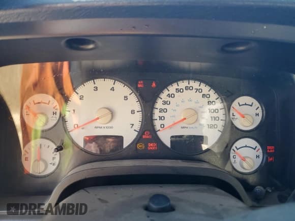 ✅ 2005 Dodge 1500 SLT • VIN: 1D7HA18DX5S239294 • Лот: 86186765. Опубликован ранее на Copart с пробегом 253 868 миль. Бесплатный доступ к архиву аукционных продаж из США и подробный отчёт об истории автомобиля на DreamBid. Изображение 9.