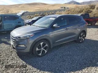 ✅ 2016 Hyundai Tucson Sport • VIN: KM8J3CA21GU126069 • Lot: 89885625. Wystawiony na Copart z przebiegiem 207 674 mil. Bezpłatny archiwum sprzedaży aukcyjnych z USA i szczegółowy raport historii pojazdu na DreamBid. Zdjęcie 1.