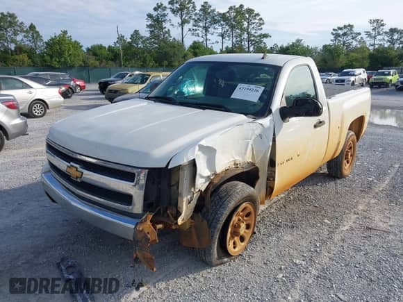 2008 Chevrolet Silverado 1500 Work Truck с VIN 1GCEC14X38Z300990, выставлен на аукционе IAAI как лот 42194226 с пробегом 284 348 миль миль и . История ставок и продаж доступна на DreamBid. Изображение 17.