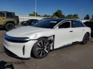 ✅ 2023 Lucid Air Grand Touring • VIN: 50EA1GBA1PA003280 • Lot: 69447544. Wystawiony na Copart z przebiegiem 4 282 mil. Bezpłatny archiwum sprzedaży aukcyjnych z USA i szczegółowy raport historii pojazdu na DreamBid. Zdjęcie 1.