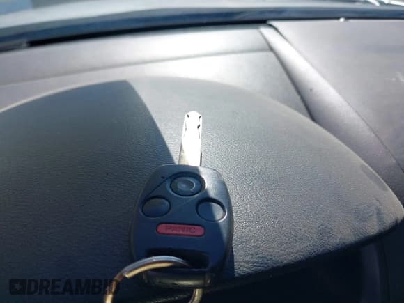 ✅ 2004 Honda Accord EX • VIN: 1HGCM72654A024145 • Lot: 42816464. Listed on IAAI with 203,939 mi. Free auction sales archive from the USA and detailed vehicle history report at DreamBid. Image 11.