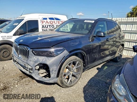 ✅ 2020 BMW X5 sDrive40i • VIN: 5UXCR4C05LLT19076 • Lot: 93514775. Wystawiony na Copart z przebiegiem Nie podano. Bezpłatny archiwum sprzedaży aukcyjnych z USA i szczegółowy raport historii pojazdu na DreamBid. Zdjęcie 1.
