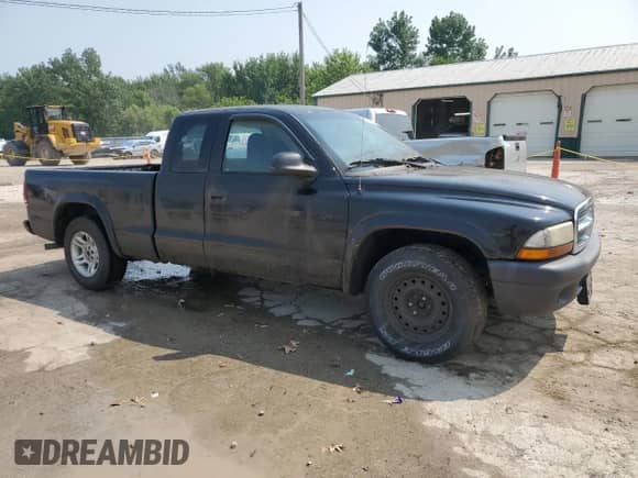 2004 Dodge Dakota with VIN 1D7GL12K34S642643, listed as a Copart auction lot 67373765 with 145,711 mi miles and Clean title. Bid and sale history available at DreamBid. Image 4.