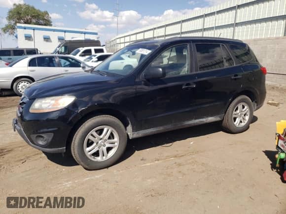 2010 Hyundai Santa Fe GLS z VIN 5NMSGDAB6AH347183, wystawiony jako Copart lot #68861314 z przebiegiem 181 422 mil mil oraz Szkoda całkowita • Salvage title. Historia ofert i sprzedaży dostępna na DreamBid. Obrazek 1.