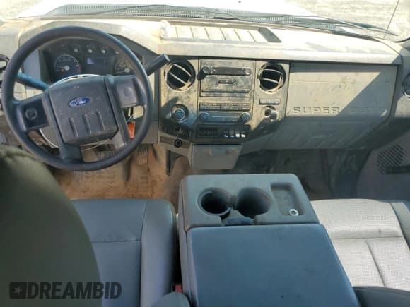 ✅ 2014 Ford F-250 XL • VIN: 1FT7X2B68EEA97076 • Lot: 66896265. Wystawiony na Copart z przebiegiem 130 819 mil. Bezpłatny archiwum sprzedaży aukcyjnych z USA i szczegółowy raport historii pojazdu na DreamBid. Zdjęcie 8.