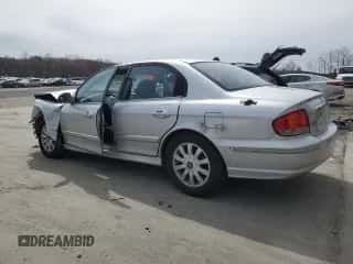 2004 Hyundai Sonata GLS z VIN KMHWF35H34A940619, wystawiony jako Copart lot #51607865 z przebiegiem 192 742 mil mil oraz Szkoda całkowita • Salvage title. Historia ofert i sprzedaży dostępna na DreamBid. Obrazek 2.