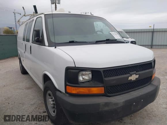 ✅ 2014 Chevrolet Express Cargo • VIN: 1GCWGGCA9E1127477 • Лот: 43772623. Опубликован ранее на IAAI с пробегом 281 444 миль. Бесплатный доступ к архиву аукционных продаж из США и подробный отчёт об истории автомобиля на DreamBid. Изображение 1.