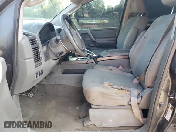 ✅ 2007 Nissan Titan XE • VIN: 1N6AA07AX7N206811 • Лот: 80200555. Опубликован ранее на Copart с пробегом 276 790 миль. Бесплатный доступ к архиву аукционных продаж из США и подробный отчёт об истории автомобиля на DreamBid. Изображение 7.