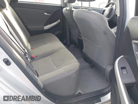 ✅ 2015 Toyota Prius Two • VIN: JTDKN3DU7F0466669 • Lot: 43737084. Listed on IAAI with 82,833 mi. Free auction sales archive from the USA and detailed vehicle history report at DreamBid. Image 8.