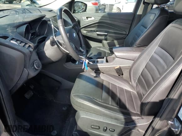 ✅ 2017 Ford Escape Titanium • VIN: 1FMCU9J90HUD60369 • Лот: 89916385. Опубликован ранее на Copart с пробегом 112 643 миль. Бесплатный доступ к архиву аукционных продаж из США и подробный отчёт об истории автомобиля на DreamBid. Изображение 7.