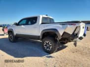 ✅ 2019 Toyota Tacoma TRD Off Road • VIN: 5TFCZ5AN1KX179864 • Lot: 90140645. Listed on Copart with 48,881 mi. Free auction sales archive from the USA and detailed vehicle history report at DreamBid. Image 2.