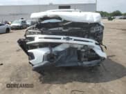 ✅ 2019 Chevrolet Silverado 1500 RST • VIN: 1GCUYEED1KZ174614 • Лот: 67250795. Опубликован ранее на Copart с пробегом 126 397 миль. Бесплатный доступ к архиву аукционных продаж из США и подробный отчёт об истории автомобиля на DreamBid. Изображение 5.