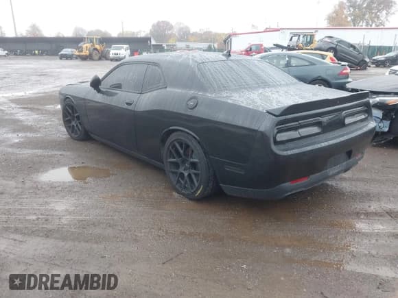 ✅ 2015 Dodge Challenger R/T Scat Pack • VIN: 2C3CDZFJ3FH733044 • Lot: 43436878. Wystawiony na IAAI z przebiegiem 53 386 mil. Bezpłatny archiwum sprzedaży aukcyjnych z USA i szczegółowy raport historii pojazdu na DreamBid. Zdjęcie 3.