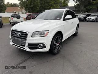 ✅ 2017 Audi SQ5 Premium Plus • VIN: WA1CCAFP8HA001461 • Lot: 84172985. Listed on Copart with 92,604 mi. Free auction sales archive from the USA and detailed vehicle history report at DreamBid. Image 1.