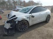 ✅ 2021 Tesla Model Y Performance • VIN: 5YJYGDEF3MF197126 • Лот: 43643319. Опубликован ранее на IAAI с пробегом Не указан. Бесплатный доступ к архиву аукционных продаж из США и подробный отчёт об истории автомобиля на DreamBid. Изображение 2.