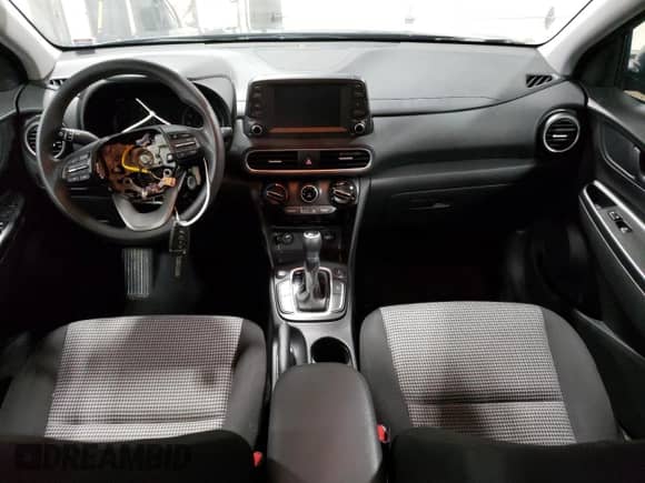 2020 Hyundai Kona SE с VIN KM8K1CAA0LU438041, выставлен на аукционе Copart как лот 37193543 с пробегом 38 974 миль миль и . История ставок и продаж доступна на DreamBid. Изображение 8.