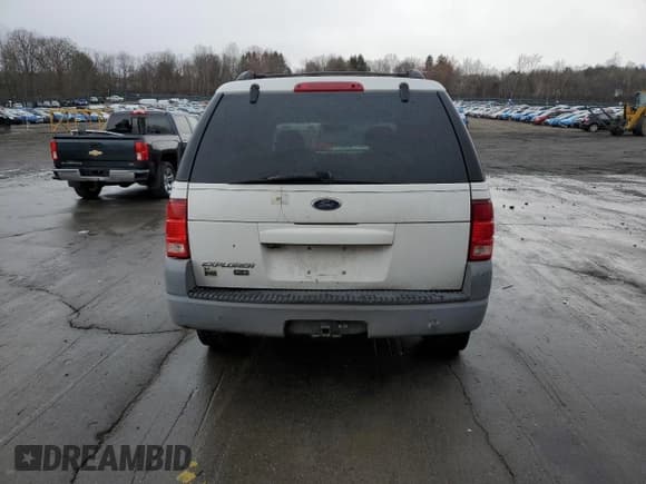 ✅ 2002 Ford Explorer XLS • VIN: 1FMZU72E02UC65652 • Лот: 52726555. Опубликован ранее на Copart с пробегом 271 357 миль. Бесплатный доступ к архиву аукционных продаж из США и подробный отчёт об истории автомобиля на DreamBid. Изображение 6.