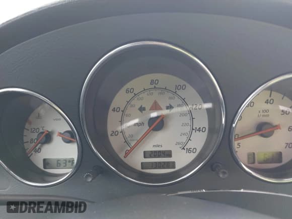 ✅ 2001 Mercedes-Benz SLK 230 Kompressor • VIN: WDBKK49F21F184632 • Lot: 41746350. Listed on IAAI with 130,281 mi. Free auction sales archive from the USA and detailed vehicle history report at DreamBid. Image 7.