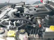 ✅ 2018 Jeep Wrangler Sport • VIN: 1C4GJXAN5JW283573 • Lot: 42489336. Wystawiony na IAAI z przebiegiem 66 890 mil. Bezpłatny archiwum sprzedaży aukcyjnych z USA i szczegółowy raport historii pojazdu na DreamBid. Zdjęcie 20.