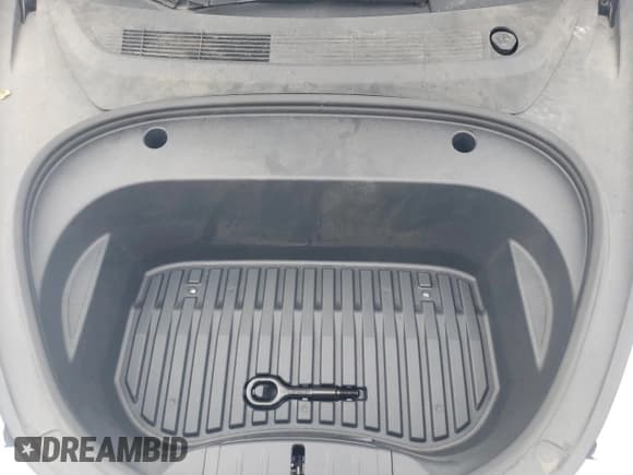 ✅ 2023 Tesla Model 3 • VIN: 5YJ3E1EA8PF490852 • Lot: 56021705. Wystawiony na Copart z przebiegiem 36 154 mil. Bezpłatny archiwum sprzedaży aukcyjnych z USA i szczegółowy raport historii pojazdu na DreamBid. Zdjęcie 11.