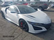 ✅ 2017 Acura NSX • VIN: 19UNC1B09HY000531 • Lot: 42749597. Wystawiony na IAAI z przebiegiem 7 637 mil. Bezpłatny archiwum sprzedaży aukcyjnych z USA i szczegółowy raport historii pojazdu na DreamBid. Zdjęcie 1.
