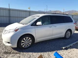 ✅ 2014 Toyota Sienna Limited • VIN: 5TDDK3DC9ES081523 • Лот: 82110055. Опубликован ранее на Copart с пробегом 129 498 миль. Бесплатный доступ к архиву аукционных продаж из США и подробный отчёт об истории автомобиля на DreamBid. Изображение 1.