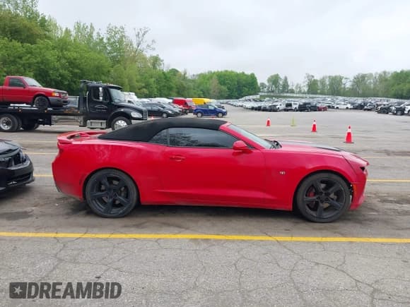 ✅ 2016 Chevrolet Camaro 1SS • VIN: 1G1FF3D7XG0164585 • Lot: 42267295. Listed on IAAI with 134,576 mi. Free auction sales archive from the USA and detailed vehicle history report at DreamBid. Image 13.