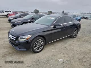 ✅ 2017 Mercedes-Benz C 300 • VIN: 55SWF4KB0HU228820 • Лот: 94768255. Опубликован ранее на Copart с пробегом 77 236 миль. Бесплатный доступ к архиву аукционных продаж из США и подробный отчёт об истории автомобиля на DreamBid. Изображение 1.