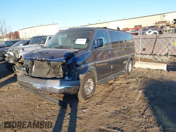 ✅ 2004 Chevrolet Express Passenger • VIN: 1GBFG15T341213642 • Lot: 43685333. Listed on IAAI with 77,577 mi. Free auction sales archive from the USA and detailed vehicle history report at DreamBid. Image 2.