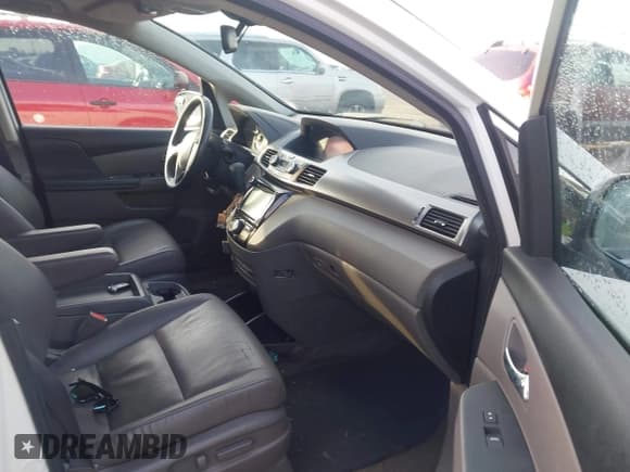 ✅ 2014 Honda Odyssey EX-L • VIN: 5FNRL5H61EB110410 • Лот: 43911278. Опубликован ранее на IAAI с пробегом 170 445 миль. Бесплатный доступ к архиву аукционных продаж из США и подробный отчёт об истории автомобиля на DreamBid. Изображение 5.