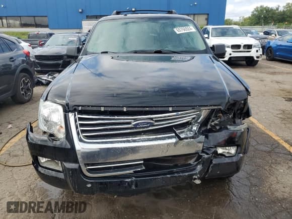 ✅ 2008 Ford Explorer XLT • VIN: 1FMEU73818UA67114 • Lot: 69766924. Wystawiony na Copart z przebiegiem 171 484 mil. Bezpłatny archiwum sprzedaży aukcyjnych z USA i szczegółowy raport historii pojazdu na DreamBid. Zdjęcie 5.