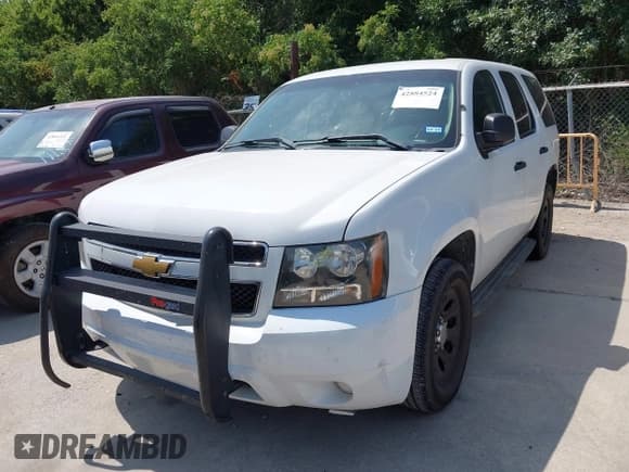 ✅ 2013 Chevrolet Tahoe Commercial • VIN: 1GNLC2E0XDR361205 • Lot: 42884524. Wystawiony na IAAI z przebiegiem 361 205 mil. Bezpłatny archiwum sprzedaży aukcyjnych z USA i szczegółowy raport historii pojazdu na DreamBid. Zdjęcie 2.