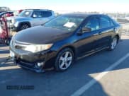 ✅ 2013 Toyota Camry SE • VIN: 4T1BF1FK2DU716432 • Lot: 43631034. Wystawiony na IAAI z przebiegiem 169 038 mil. Bezpłatny archiwum sprzedaży aukcyjnych z USA i szczegółowy raport historii pojazdu na DreamBid. Zdjęcie 2.