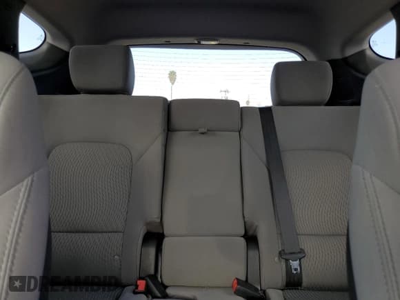 ✅ 2018 Hyundai Santa Fe 2.4L • VIN: 5NMZT3LB6JH098160 • Лот: 65944304. Опубликован ранее на Copart с пробегом 101 051 миль. Бесплатный доступ к архиву аукционных продаж из США и подробный отчёт об истории автомобиля на DreamBid. Изображение 10.