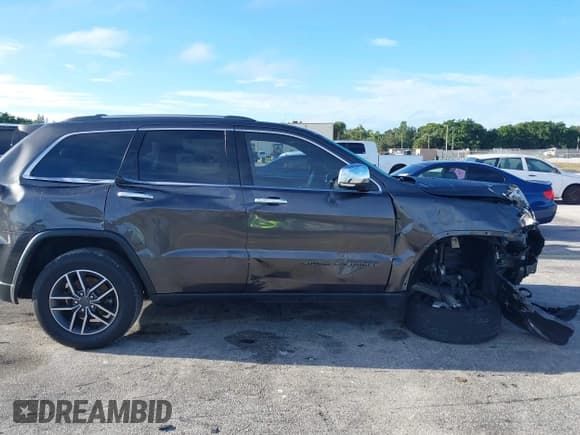 ✅ 2020 Jeep Grand Cherokee Limited • VIN: 1C4RJEBG6LC404547 • Lot: 43207346. Listed on IAAI with 129,631 mi. Free auction sales archive from the USA and detailed vehicle history report at DreamBid. Image 14.