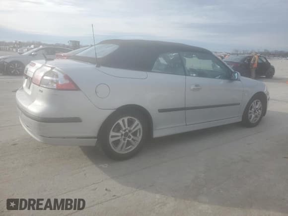 ✅ 2007 Saab 9-3 • VIN: YS3FD79Y476001829 • Lot: 45314305. Wystawiony na Copart z przebiegiem 244 665 mil. Bezpłatny archiwum sprzedaży aukcyjnych z USA i szczegółowy raport historii pojazdu na DreamBid. Zdjęcie 3.