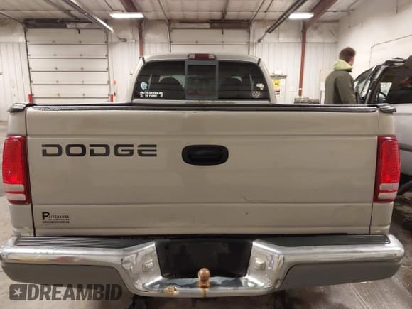 ✅ 1999 Dodge Dakota SLT • VIN: 1B7GL22X1XS175934 • Lot: 41614522. Wystawiony na IAAI z przebiegiem 127 373 mil. Bezpłatny archiwum sprzedaży aukcyjnych z USA i szczegółowy raport historii pojazdu na DreamBid. Zdjęcie 17.