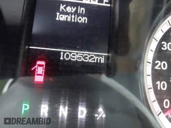 2017 Ram 1500 Express z VIN 1C6RR7FT3HS691054, wystawiony jako IAAI lot #43492242 z przebiegiem 109 532 mil mil oraz . Historia ofert i sprzedaży dostępna na DreamBid. Obrazek 15.