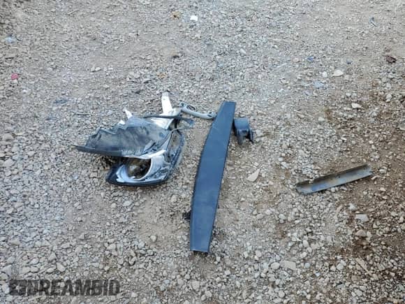 2012 Chevrolet Captiva Sport LTZ z VIN 3GNFL4E54CS650466, wystawiony jako Copart lot #77980194 z przebiegiem 137 236 mil mil oraz Szkoda całkowita • Salvage title. Historia ofert i sprzedaży dostępna na DreamBid. Obrazek 15.