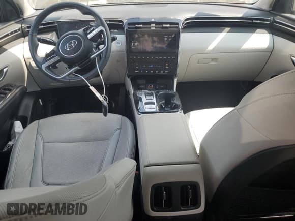 ✅ 2023 Hyundai Tucson Limited • VIN: 5NMJECAE2PH259617 • Lot: 68278545. Wystawiony na Copart z przebiegiem 11 183 mil. Bezpłatny archiwum sprzedaży aukcyjnych z USA i szczegółowy raport historii pojazdu na DreamBid. Zdjęcie 8.