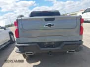✅ 2024 Chevrolet Silverado 1500 LT Trail Boss • VIN: 3GCUDFED3RG333550 • Lot: 43269407. Wystawiony na IAAI z przebiegiem Nie podano. Bezpłatny archiwum sprzedaży aukcyjnych z USA i szczegółowy raport historii pojazdu na DreamBid. Zdjęcie 15.