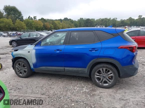 ✅ 2023 Kia Seltos LX • VIN: KNDEPCAA9P7409755 • Лот: 43229709. Опубликован ранее на IAAI с пробегом 50 175 миль. Бесплатный доступ к архиву аукционных продаж из США и подробный отчёт об истории автомобиля на DreamBid. Изображение 15.