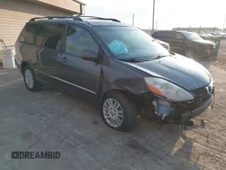 ✅ 2008 Toyota Sienna XLE • VIN: 5TDBK22C48S009914 • Lot: 43369147. Wystawiony na IAAI z przebiegiem 324 308 mil. Bezpłatny archiwum sprzedaży aukcyjnych z USA i szczegółowy raport historii pojazdu na DreamBid. Zdjęcie 1.