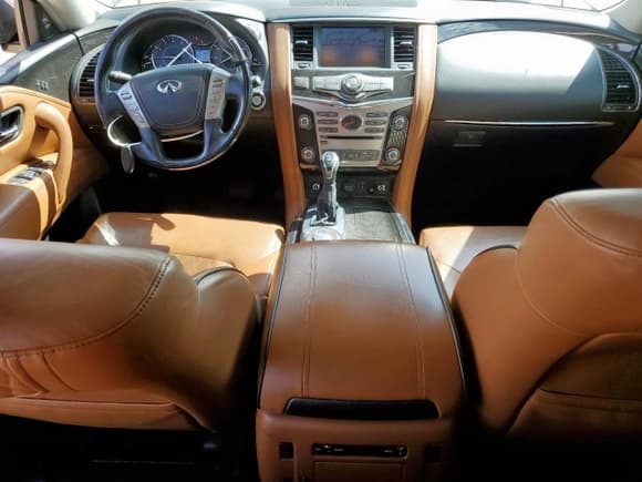 ✅ 2018 Infiniti QX80 • VIN: JN8AZ2NF8J9663854 • Lot: 72052175. Listed on Copart with 124,816 mi. Free auction sales archive from the USA and detailed vehicle history report at DreamBid. Image 8.