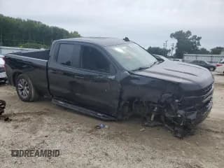 ✅ 2020 Chevrolet Silverado 1500 RST • VIN: 1GCRYEED0LZ334487 • Lot: 72917834. Wystawiony na Copart z przebiegiem Nie podano. Bezpłatny archiwum sprzedaży aukcyjnych z USA i szczegółowy raport historii pojazdu na DreamBid. Zdjęcie 4.