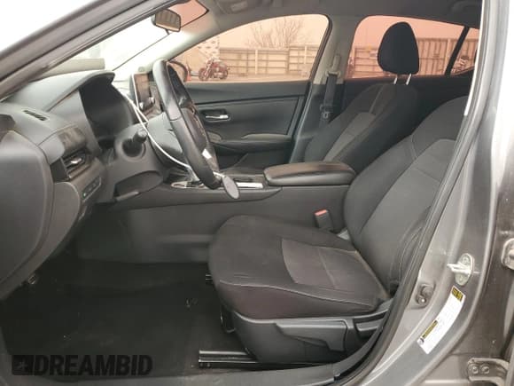 ✅ 2021 Nissan Sentra SV • VIN: 3N1AB8CV3MY308668 • Lot: 44756235. Listed on Copart with 40,102 mi. Free auction sales archive from the USA and detailed vehicle history report at DreamBid. Image 7.